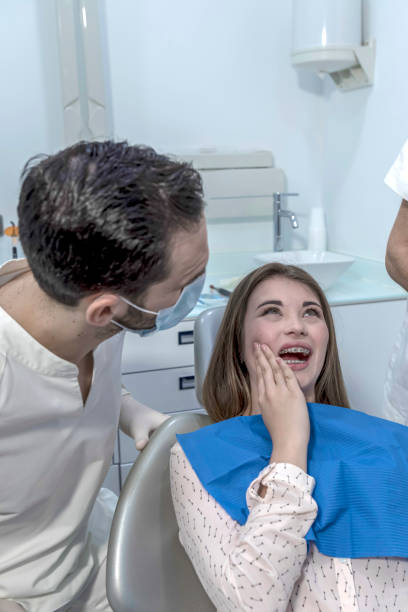Best Emergency Tooth Extraction in Falfurrias, TX